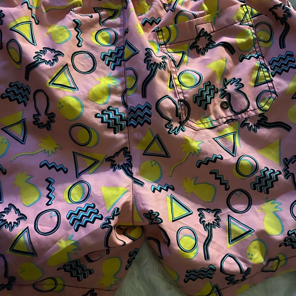 Swim trunks - Picture 2 of 4